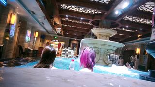 浴中心内部员工偷拍几位白白嫩嫩的美少妇洗澡换衣服