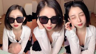 2025年2月最新流出重磅！音乐老师 反差好大【小书老师】甜美乖乖女，一开始都被外表骗了，脱光粉嫩，淫荡的水流个不停 (4)