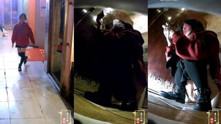 餐厅女厕全景偷拍红衣小姐姐嘘嘘还是一个极品的无毛小白虎