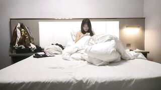 极品良家眼镜妹互相按摩调情