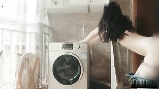 国产剧情弟弟把亲姐姐在阳台给上了