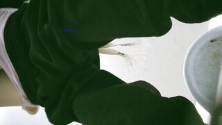 学校女厕全景偷拍十几位学妹各种美鲍鱼完美展示 (1)