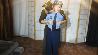 李冰冰 空军女上尉被俘