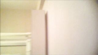 堕落眼镜学生妹为金钱早早辍学出来援交这技术一看就是老司机了.