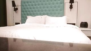 无情的屌一晚干三炮大圈极品网红外围女神