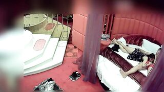 情趣酒店白嫩睡裙小姐姐