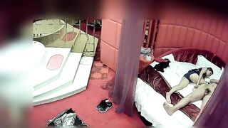 情趣酒店白嫩睡裙小姐姐